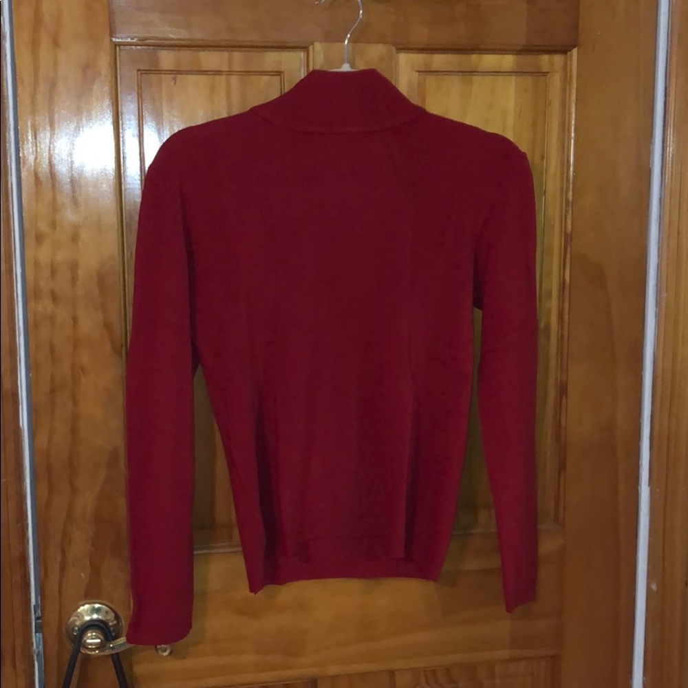 Stephanie Rogers Red Turtle Neck. Size Medium
